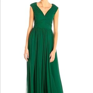 Vera Wang Green Ruched Chiffon Gown Dress